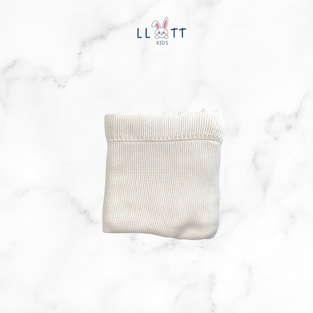 White woven blanket