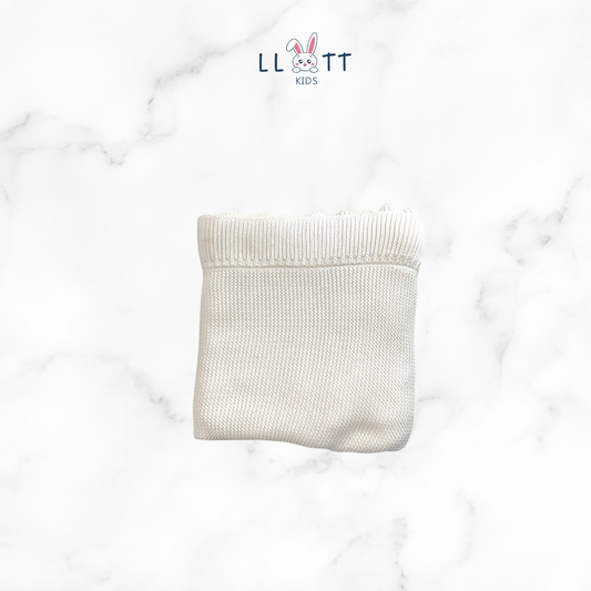 White woven blanket